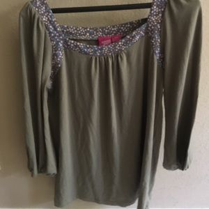 Green long sleeve top 2000s